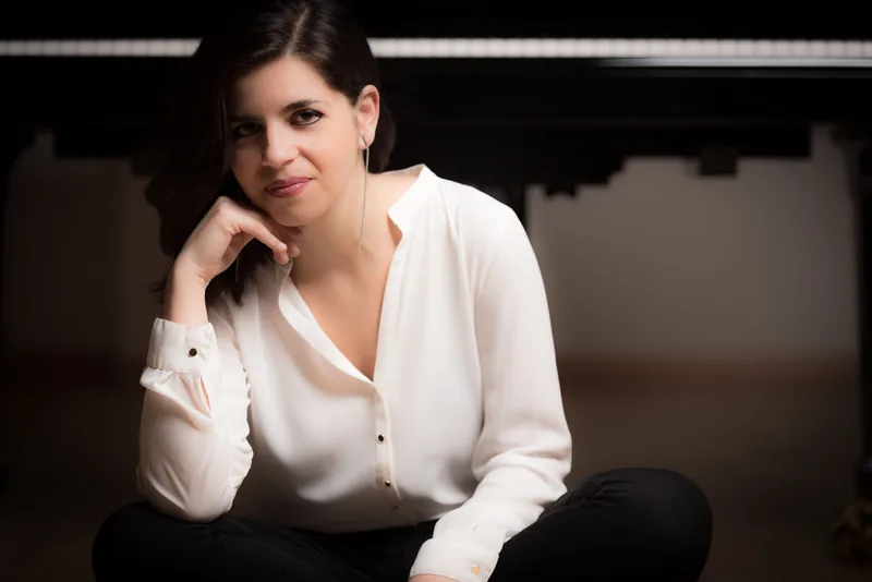 Locandina: Viviana Lasaracina