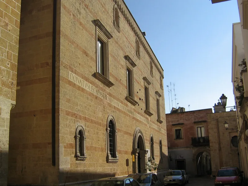Palazzo Legari
