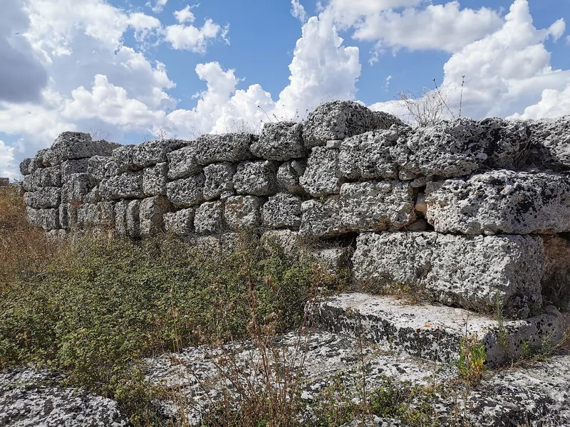Archäuologischer Park der Messapischen Mauern