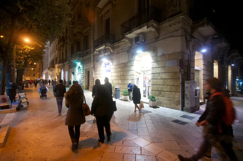 Via Trinchese