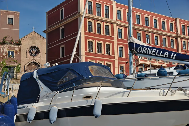 Marina di Taranto "Molo di Sant'Eligio"